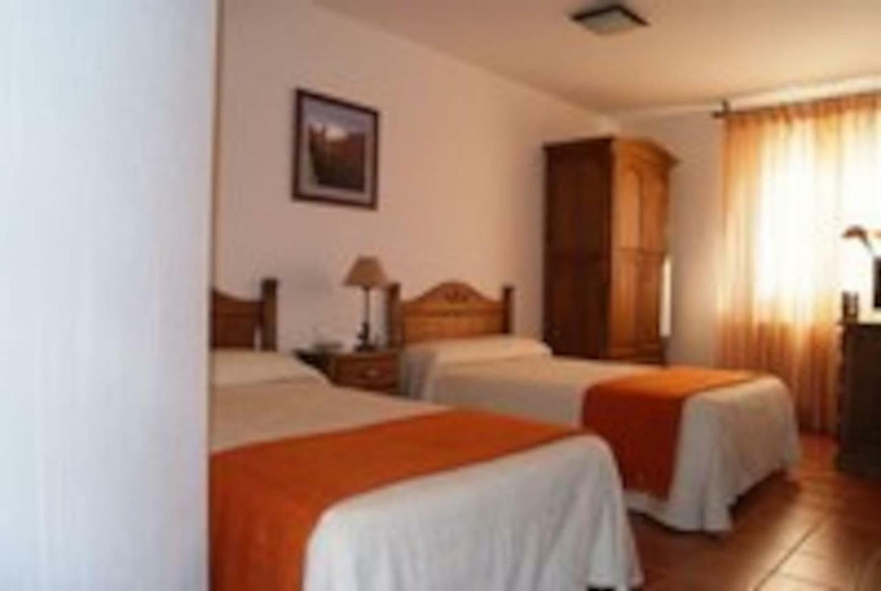 Casa Rural El Sauce. A 2,5 Km De Cuenca Capital Nohales Exterior photo