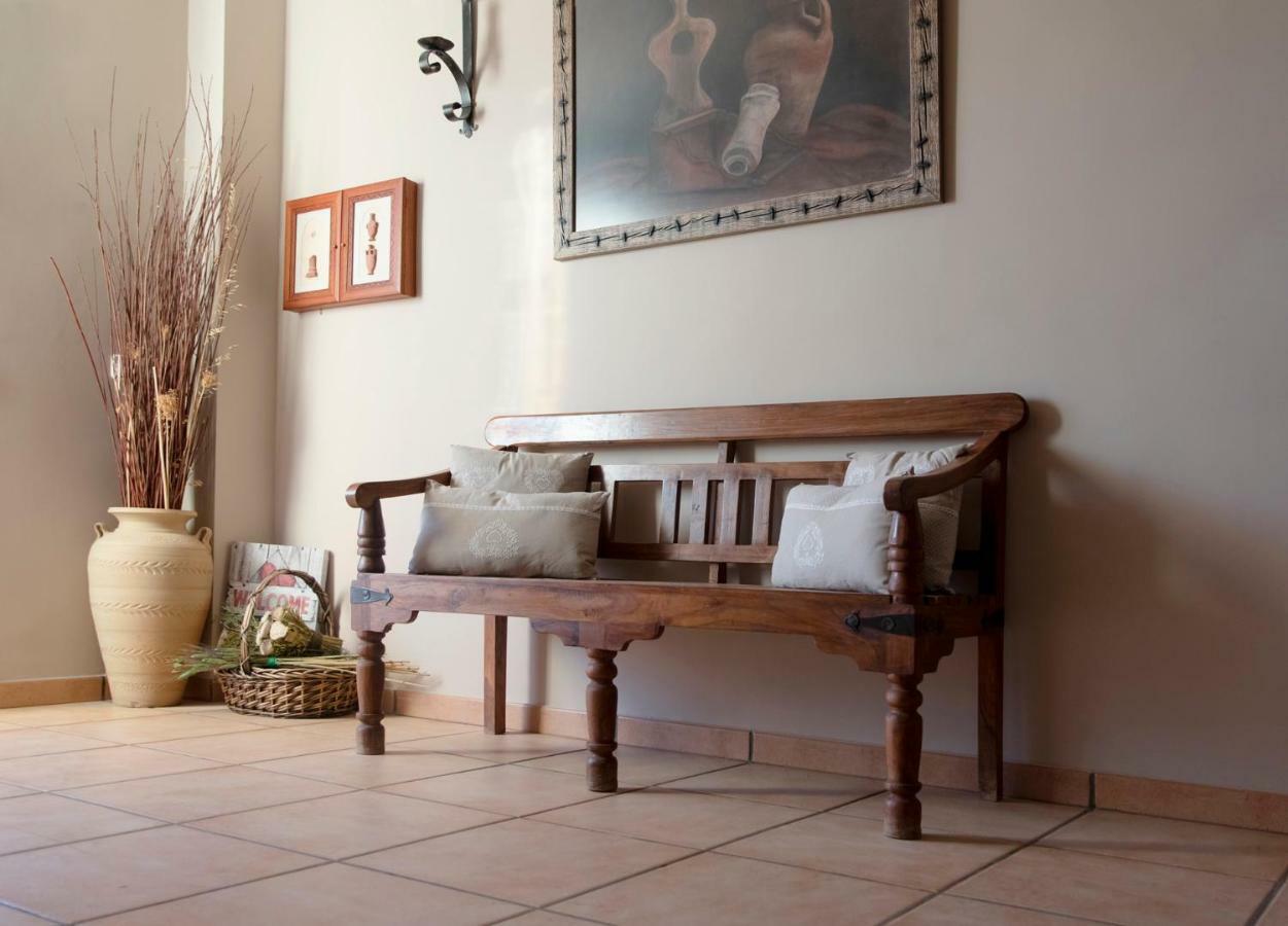 Casa Rural El Sauce. A 2,5 Km De Cuenca Capital Nohales Exterior photo